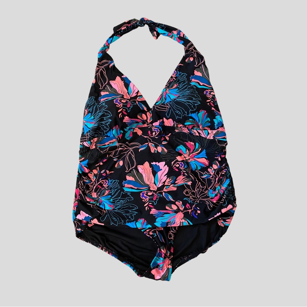 NWT - Time and Tru Halter Swimsuit One Piece 2X (20W-22W)